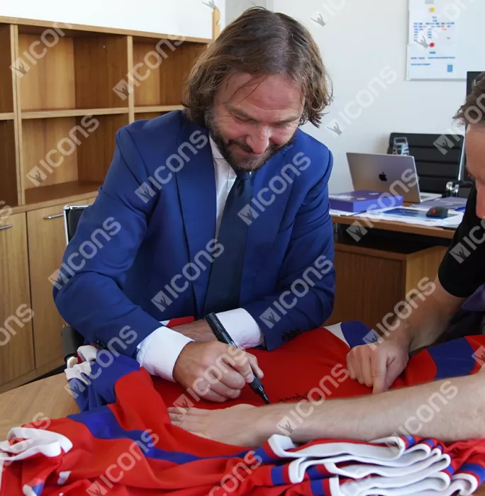 Pavel Nedved Front Signed Czech Republic 2000-02 Home Shirt In Hero Frame: Option 1