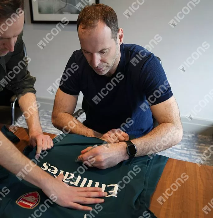 Petr Cech Signed Arsenal 2017-18 Goalkeeper Shirt In Classic Frame