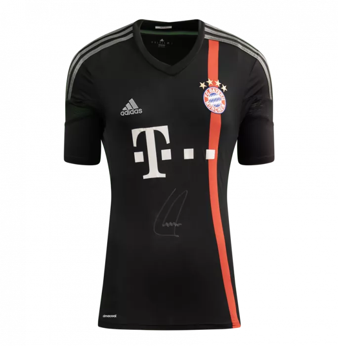 Philipp Lahm Front Signed FC Bayern Munich 2014-15 Third Shirt In Classic Frame