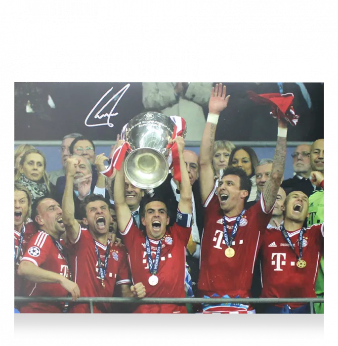 Philipp Lahm Official UEFA Champions League Signed And Framed FC Bayern Munich Photo: 2013 UEFA Champions League Winner