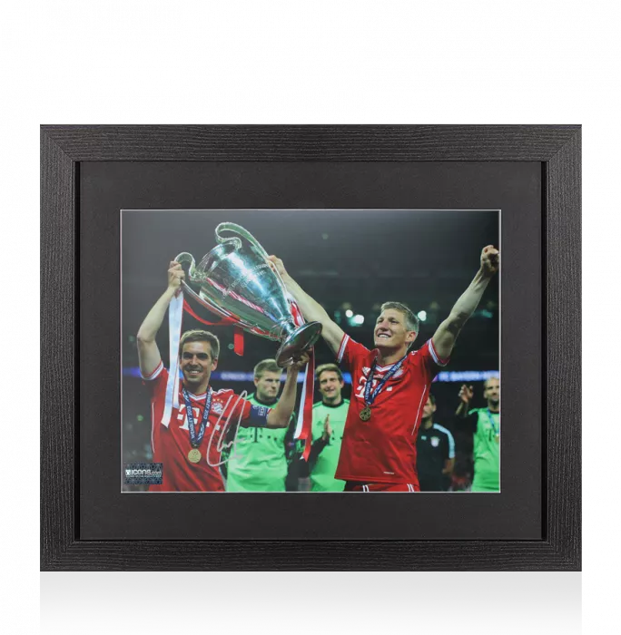 Philipp Lahm Signed FC Bayern Munich Photo In Black Wooden Frame: UEFA Champions League Winner