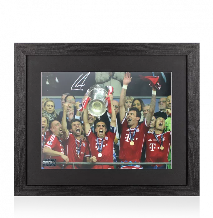 Philipp Lahm Signed FC Bayern Munich Photo In Black Wooden Frame: 2013 UEFA Champions League Winner