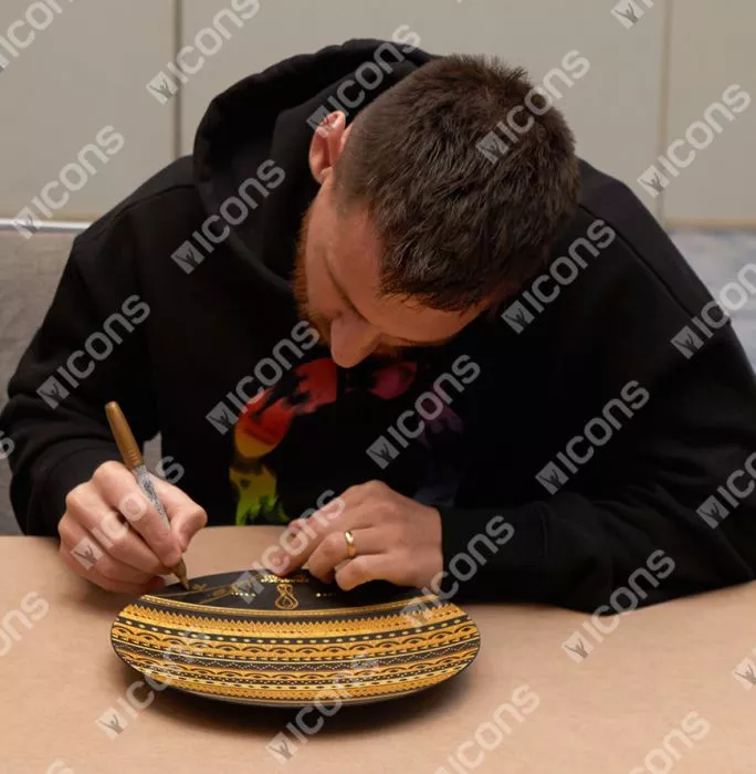 PRE-ORDER Lionel Messi Official Signed 2022 FIFA World Cup Commemorative Plate