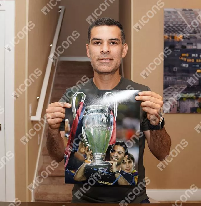 Rafael Marquez Signed FC Barcelona Photo In Black Wooden Frame: 2009 UEFA Champions League Winner