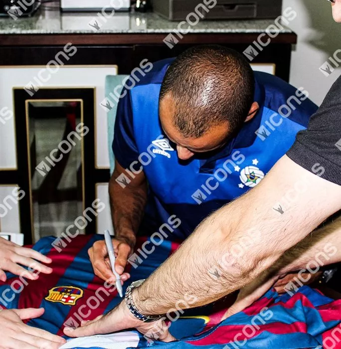 Rivaldo Front Signed FC Barcelona 2005-06 Home Shirt In Classic Frame