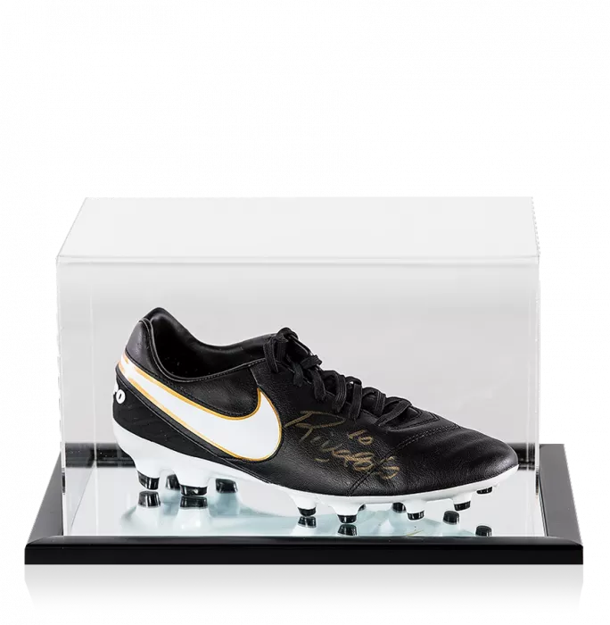 Rivaldo Signed Black and Gold Nike Tiempo Boot In Acrylic Display Case