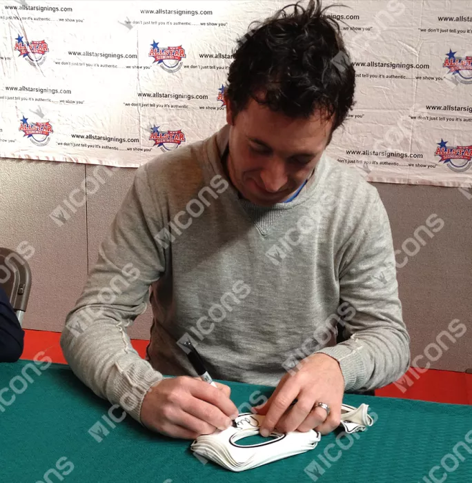 Robbie Fowler Back Signed Retro Liverpool Home Shirt In Classic Frame