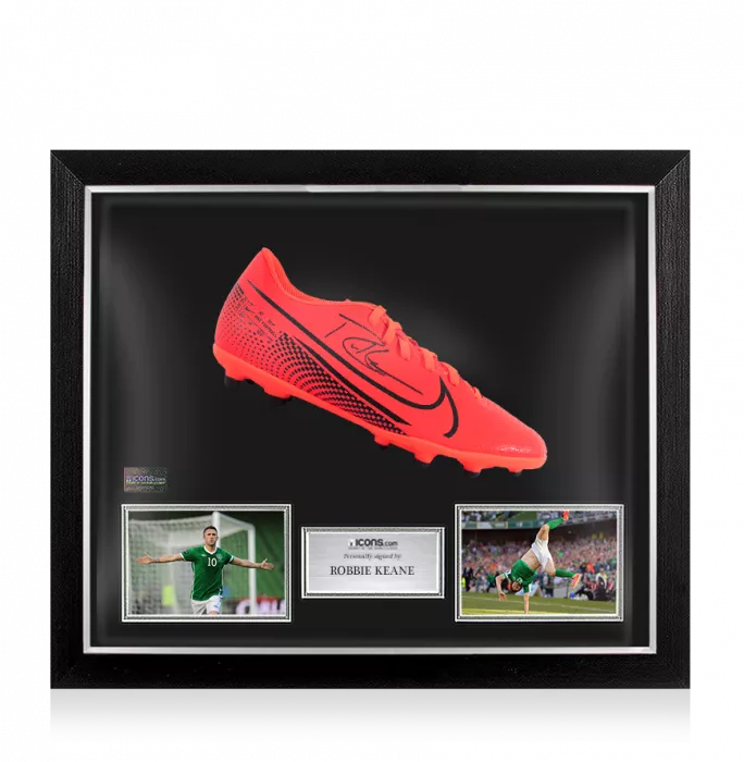 Robbie Keane Signed Red and Black Nike Mercurial Vapor Boot In Bubble Frame: Option 1