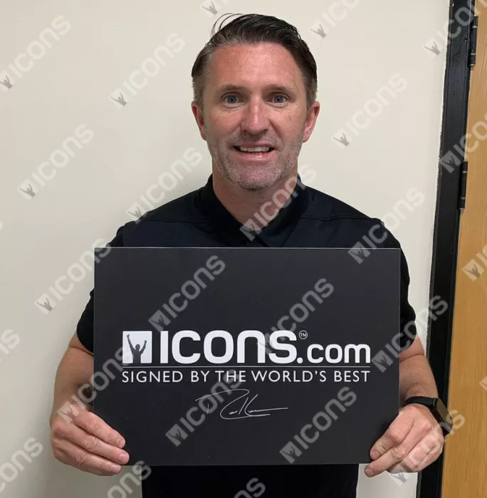 Robbie Keane Signed Republic Of Ireland Photo In Black Wooden Frame: 2002 FIFA World Cup Goal Vs Germany