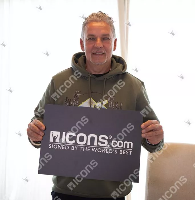 Roberto Baggio Back Signed Juventus 1994-95 Home Shirt In Hero Frame: Option 1