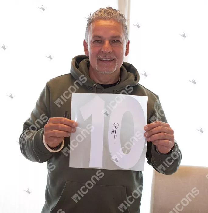 Roberto Baggio Back Signed Juventus 1994-95 Home Shirt In Classic Frame