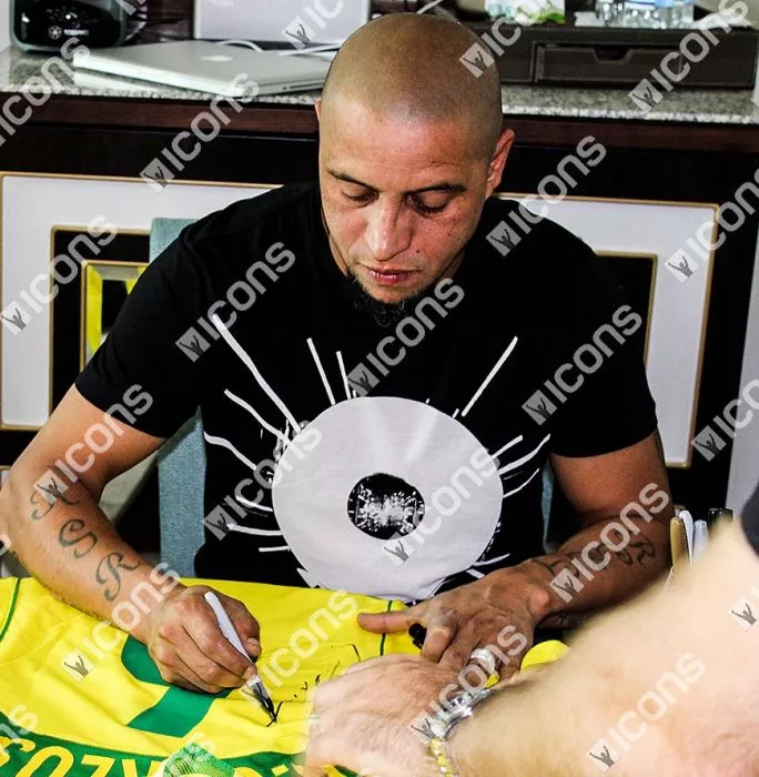 Roberto Carlos Back Signed Brazil 2004 Home Shirt