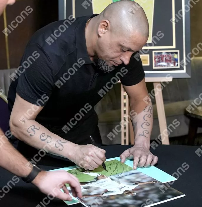 Roberto Carlos Signed Real Madrid CF Photo In Black Wooden Frame: Los Blancos Icon