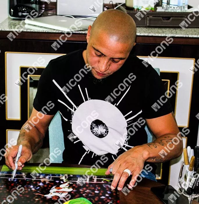 Roberto Carlos Signed Real Madrid Photo: Free-Kick Master