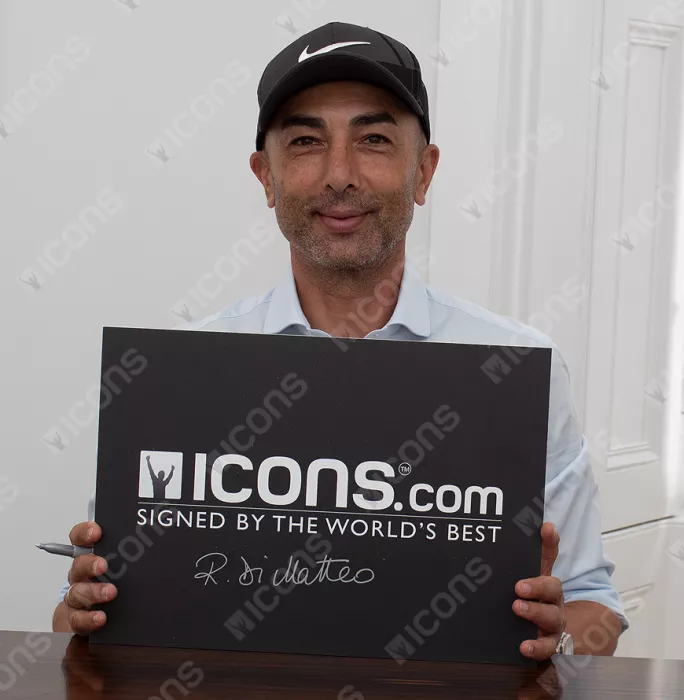 Roberto Di Matteo Signed Chelsea Photo In Black Wooden Frame: 2012 UEFA Champions League Winner