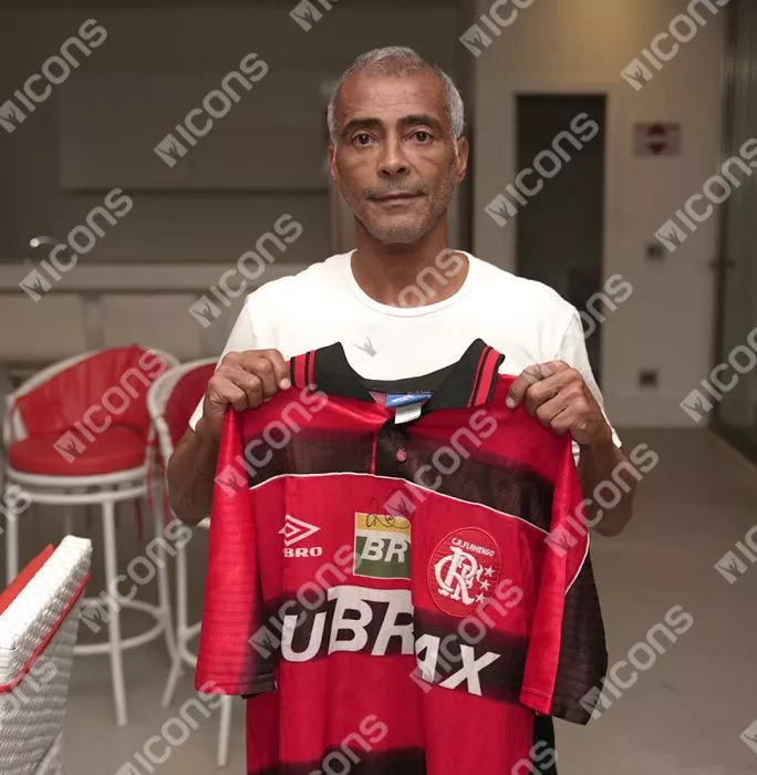 Romario Front Signed CR Flamengo 1998 Home Shirt In Hero Frame: Option 1