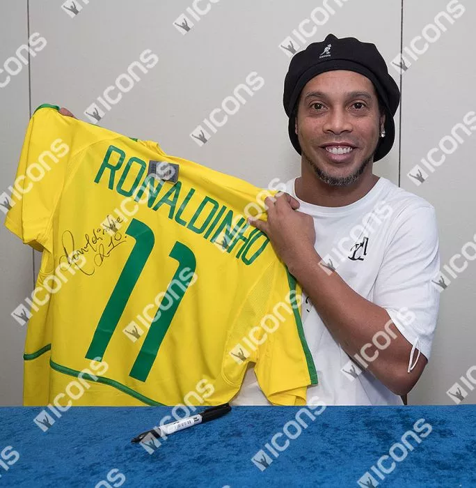 Ronaldinho Back Signed Brazil 2002 Home Shirt In Classic Frame