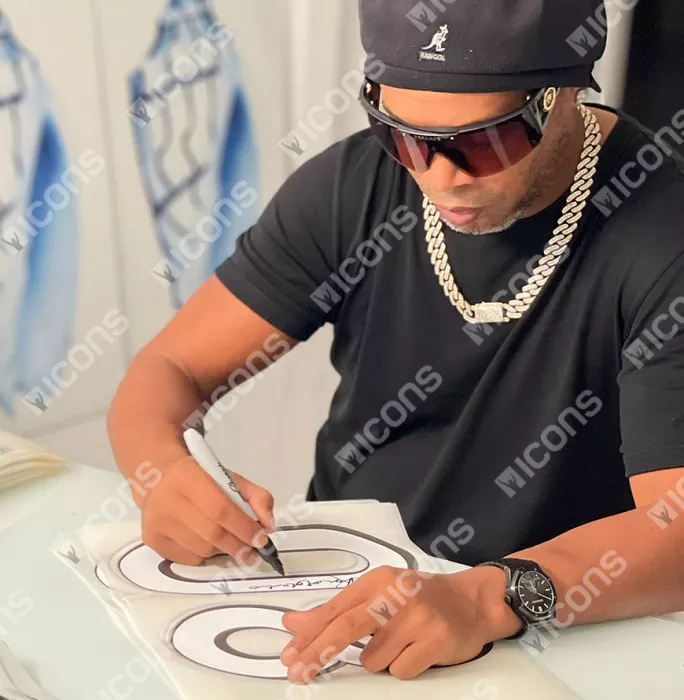 Ronaldinho Back Signed Retro AC Milan Home Shirt With Fan Style Numbers In Classic Frame