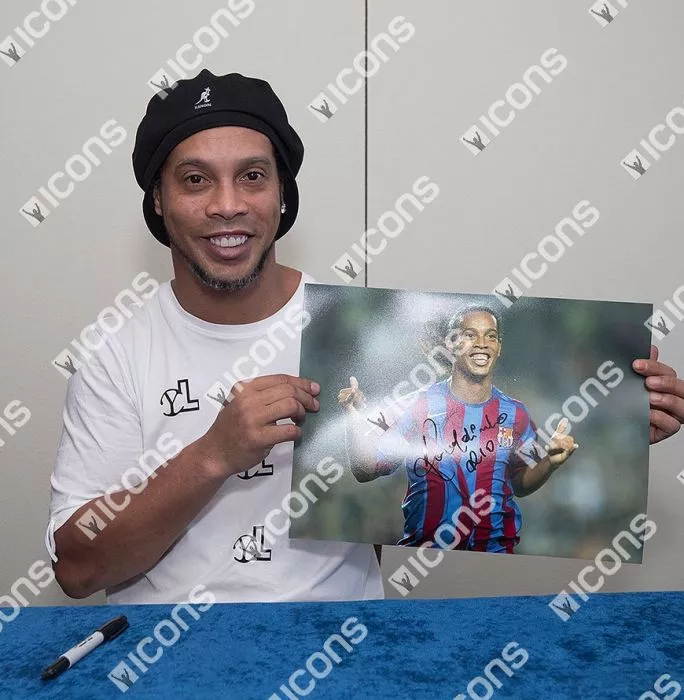 Ronaldinho Black Signed FC Barcelona Photo: Barca's Brilliant Brazilian