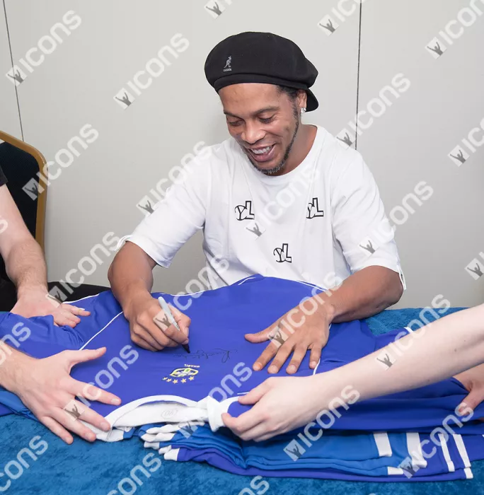 Ronaldinho Front Signed Brazil 2004 Away Shirt In Classic Frame