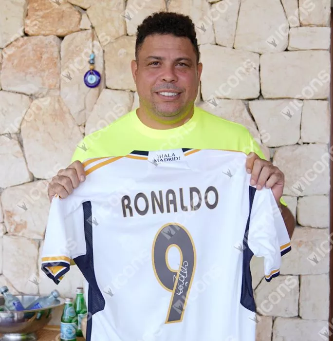 Ronaldo Back Signed Modern Real Madrid CF Home Shirt With Fan Style Numbers In Hero Frame: Option 1