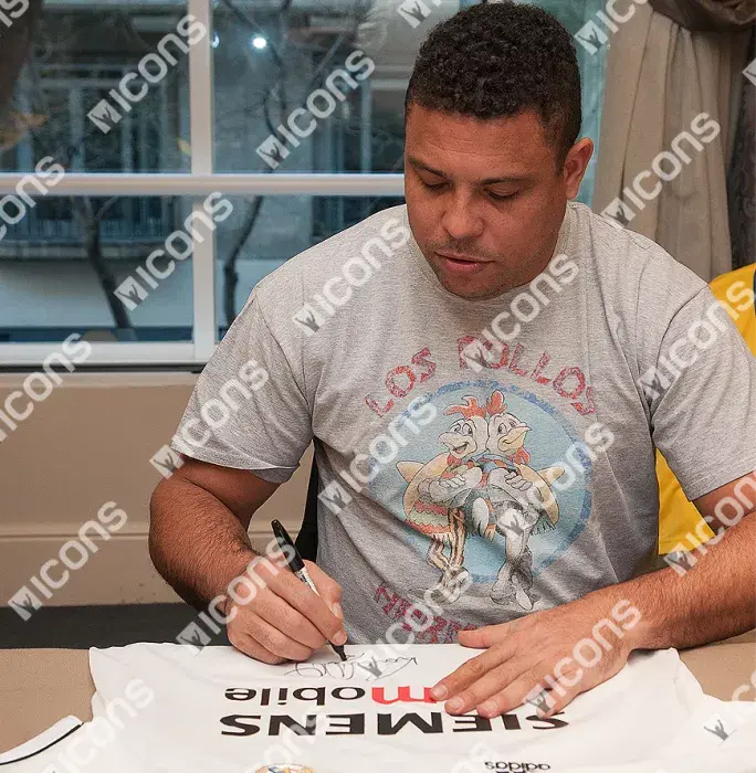 Ronaldo Front Signed Real Madrid 2004-05 Home Shirt