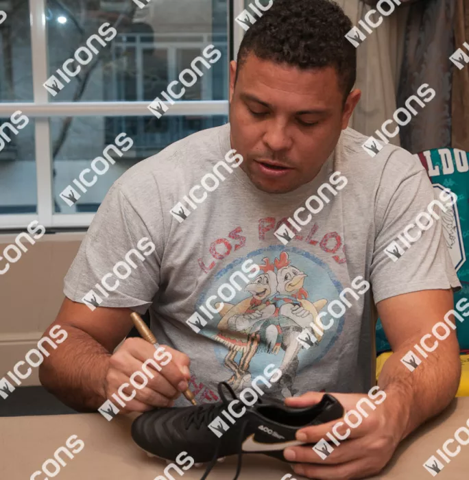 Ronaldo & Neymar Jr Signed Nike Boots In Brazil Frame