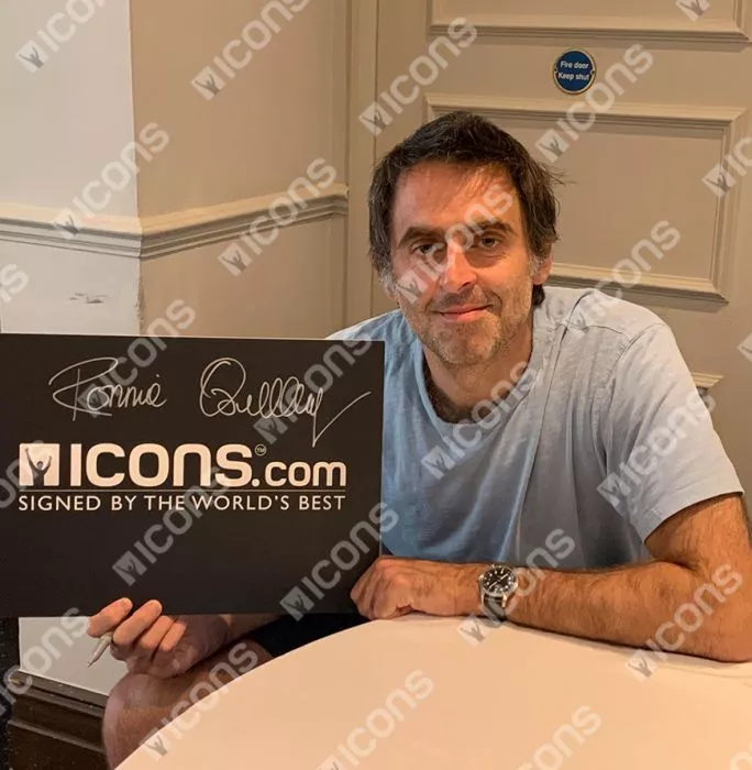 Ronnie O'Sullivan Signed Black Snooker Ball In Acrylic Case