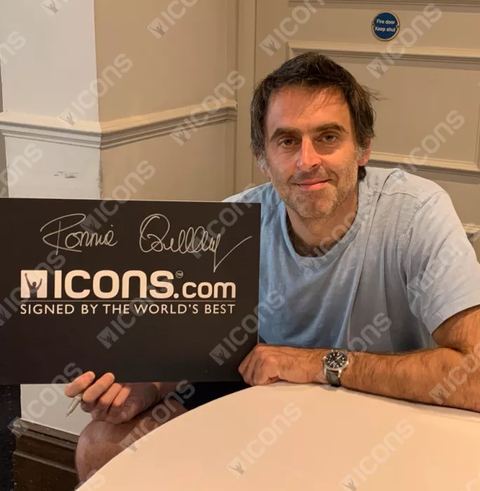 Ronnie O'Sullivan Signed Photo In Black Wooden Frame: Trophy Lift