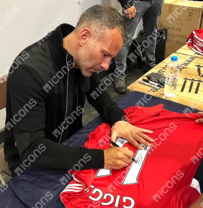 Ryan Giggs Back Signed Modern Manchester United Home Shirt