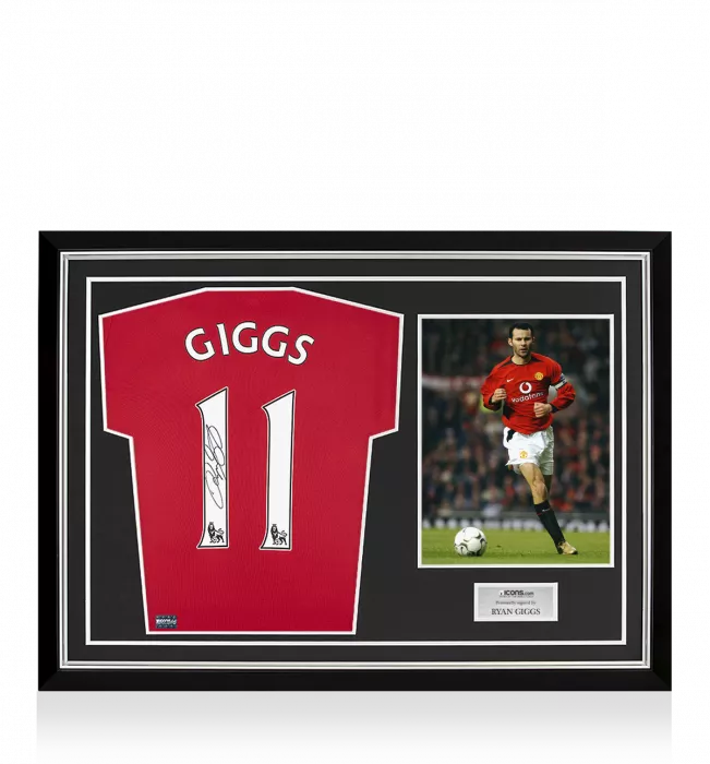 Ryan Giggs Back Signed Modern Manchester United Home Shirt Home Shirt In Hero Frame: Option 1