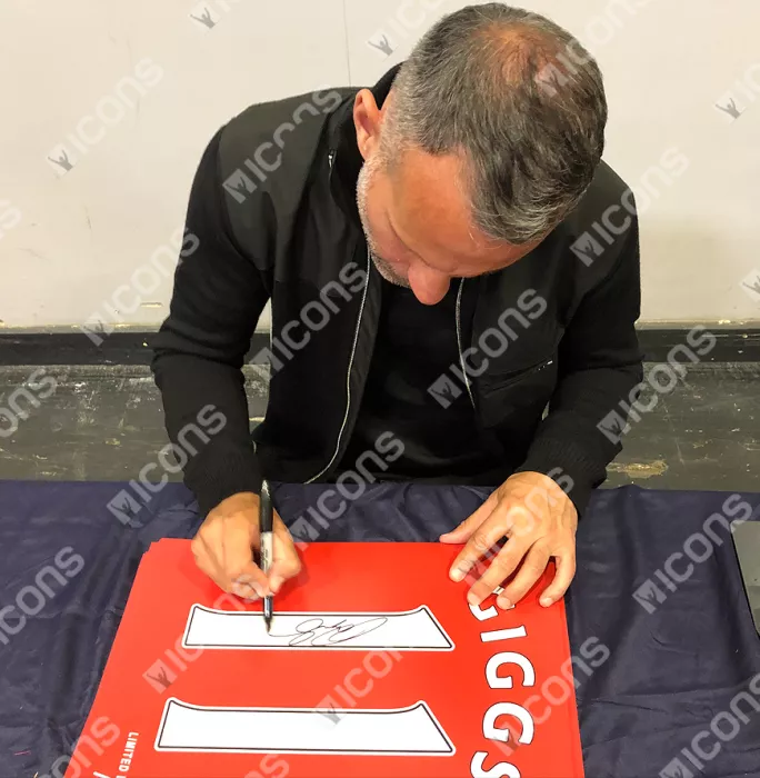 Ryan Giggs Signed Manchester United Home Shirt Print In Black Wooden Frame: Limited Edition 'Giggs 11'