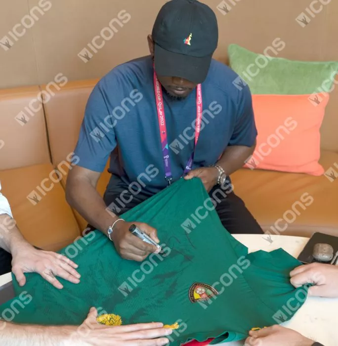 Samuel Eto’o Front Signed Cameroon 2006-08 Home Shirt: Signed On The Side In Hero Frame: Option 1