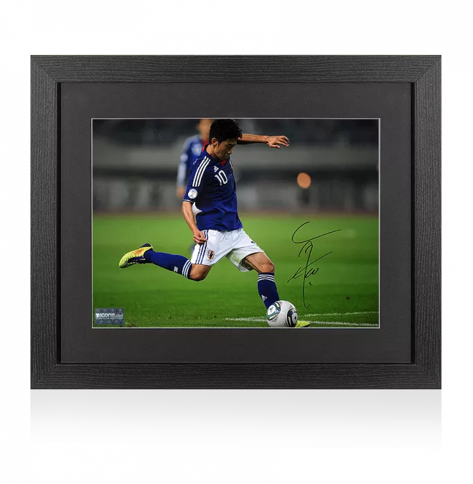 Shinji Kagawa Signed Japan Photo In Black Wooden Frame: Blue Samurai