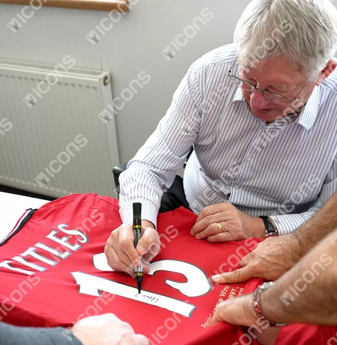 Sir Alex Ferguson Back Signed Manchester United 1999 Home Shirt: Titles 13