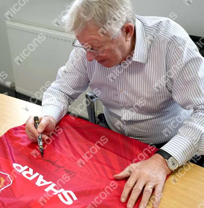 Sir Alex Ferguson Front Signed Manchester United 1996 Home Shirt In Deluxe Packaging