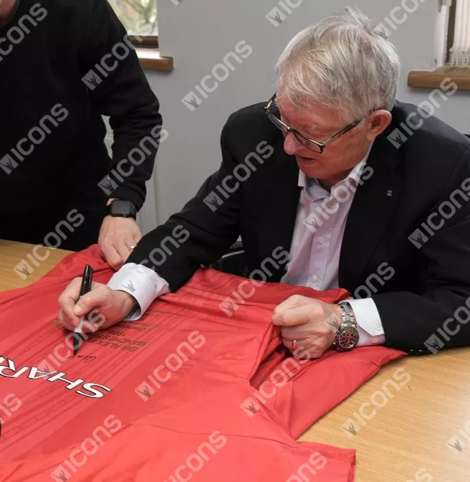 Sir Alex Ferguson Front Signed Manchester United 1999 UEFA Champions League Home Shirt In Hero Frame: Option 1 - Stats Edition