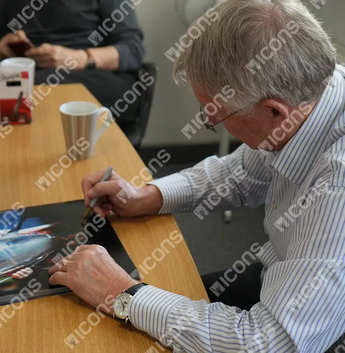 Sir Alex Ferguson Signed Manchester United Photo: 2008 UEFA Champions League Winner