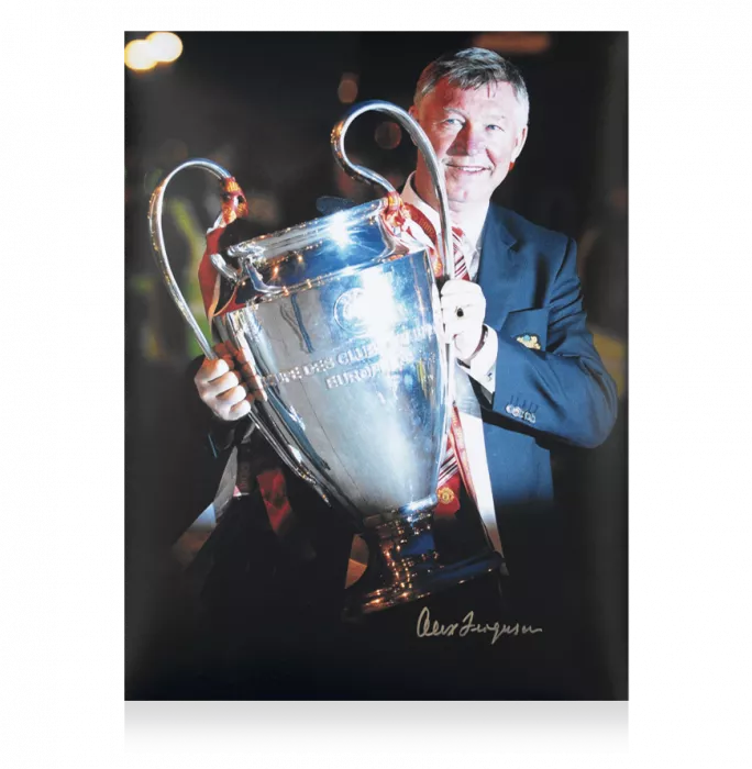 Sir Alex Ferguson Signed Manchester United Photo: 2008 UEFA Champions League Winner