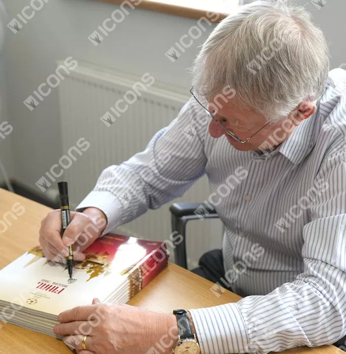 Sir Alex Ferguson Signed Manchester United Programme: UCL 2008 Final