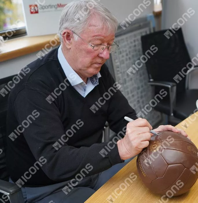 Sir Alex Ferguson Signed Manchester United Retro Football