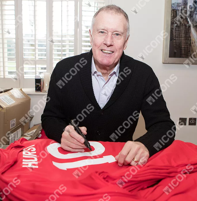 Sir Geoff Hurst Back Signed Retro England Away Shirt In Classic Frame