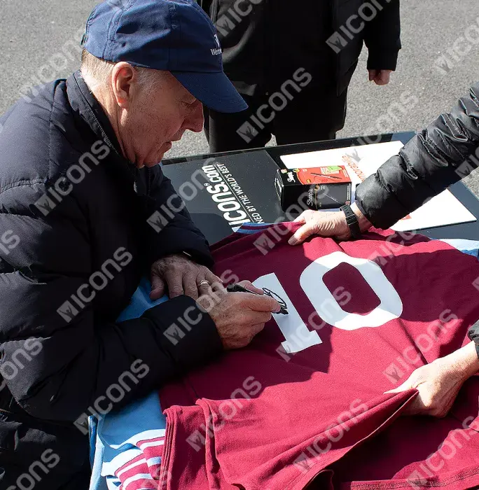 Sir Geoff Hurst Back Signed West Ham United Home Shirt In Hero Frame: 1964 FA Cup Final Edition