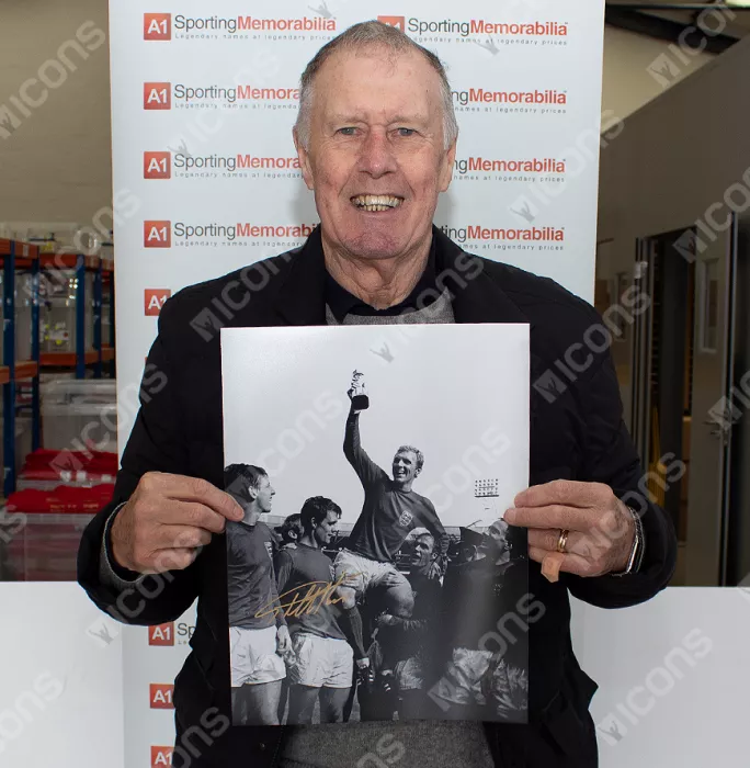 Sir Geoff Hurst Gold Signed England Photo In Black Wooden Frame: 1966 FIFA World Cup Winner