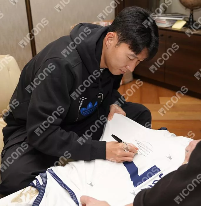 Son Heung-min Back Signed Tottenham Hotspur 2017-18 Home Shirt In Hero Frame: Option 1