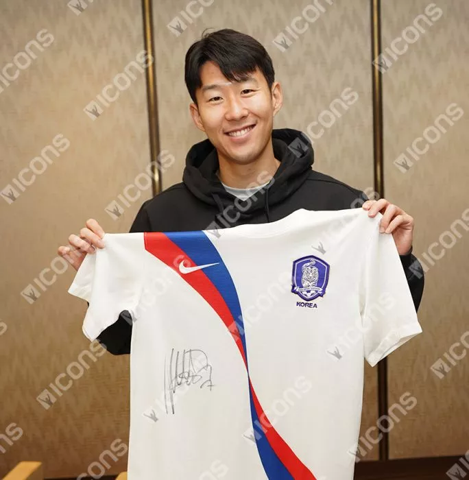 Son Heung-min Front Signed Korea Republic 2012-13 Away Shirt In Classic Frame