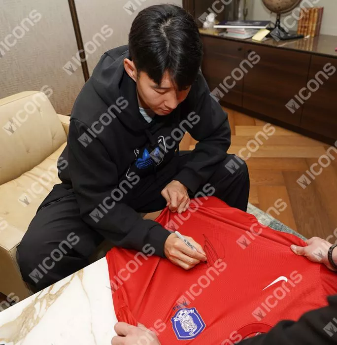 Son Heung-min Front Signed Korea Republic 2012-13 Home Shirt In Hero Frame: Option 1