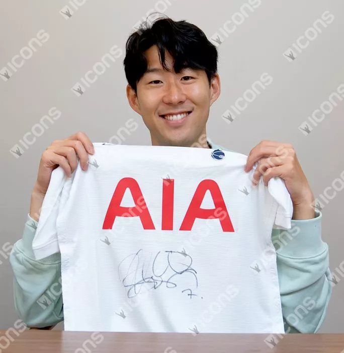 Son Heung-min Front Signed Tottenham Hotspur 2021-22 Home Shirt In Hero Frame: Option 1