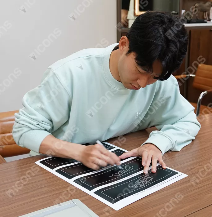 Son Heung-min Signed Plaque And Photo Frame: Spurs Hero