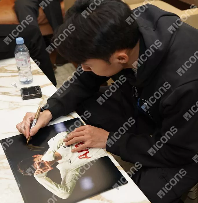 Son Heung-min Signed Tottenham Hotspur Photo In Premium Photo Frame: Goal Vs Arsenal